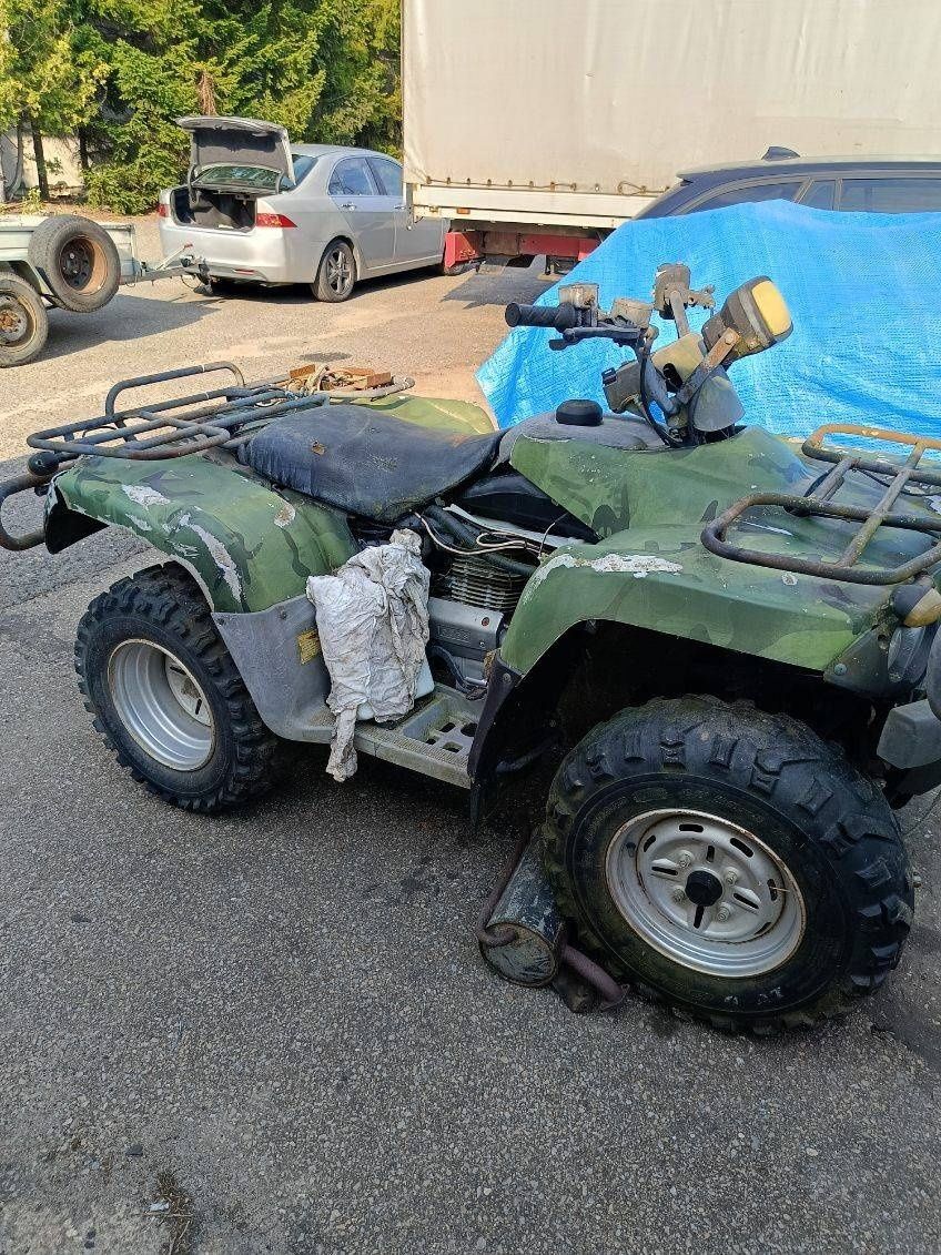 Cześć odes 400 4x4  silnik i inne cylinder tlok