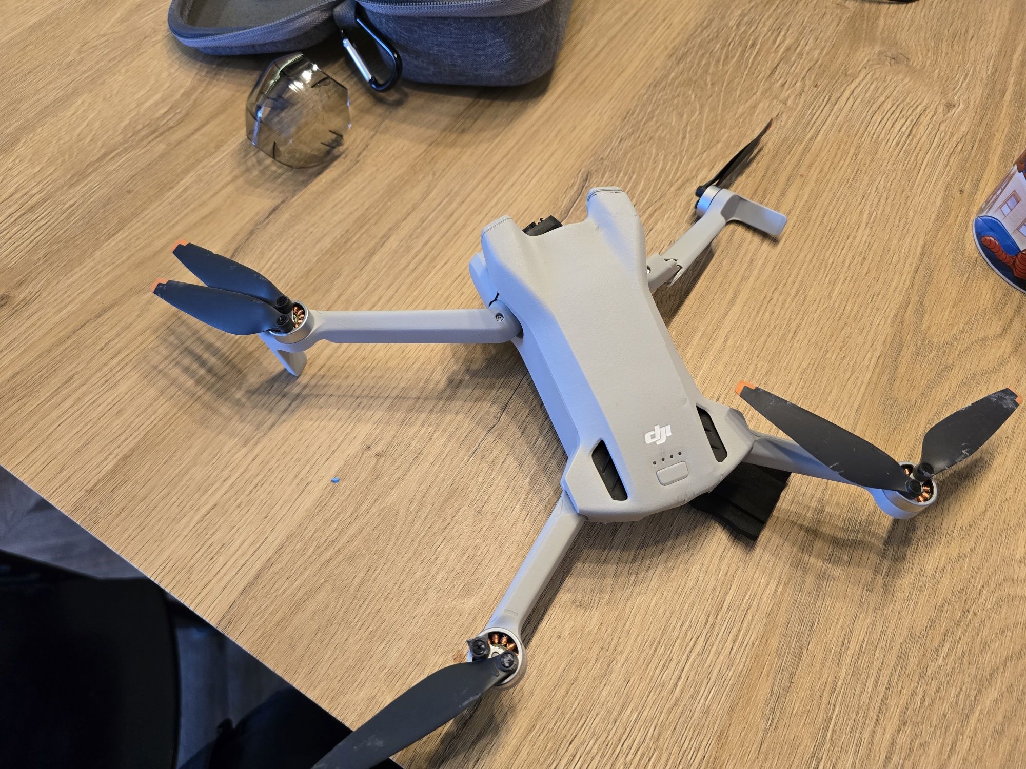 DJI Mini 3 – uszkodzony, na części lub do naprawy