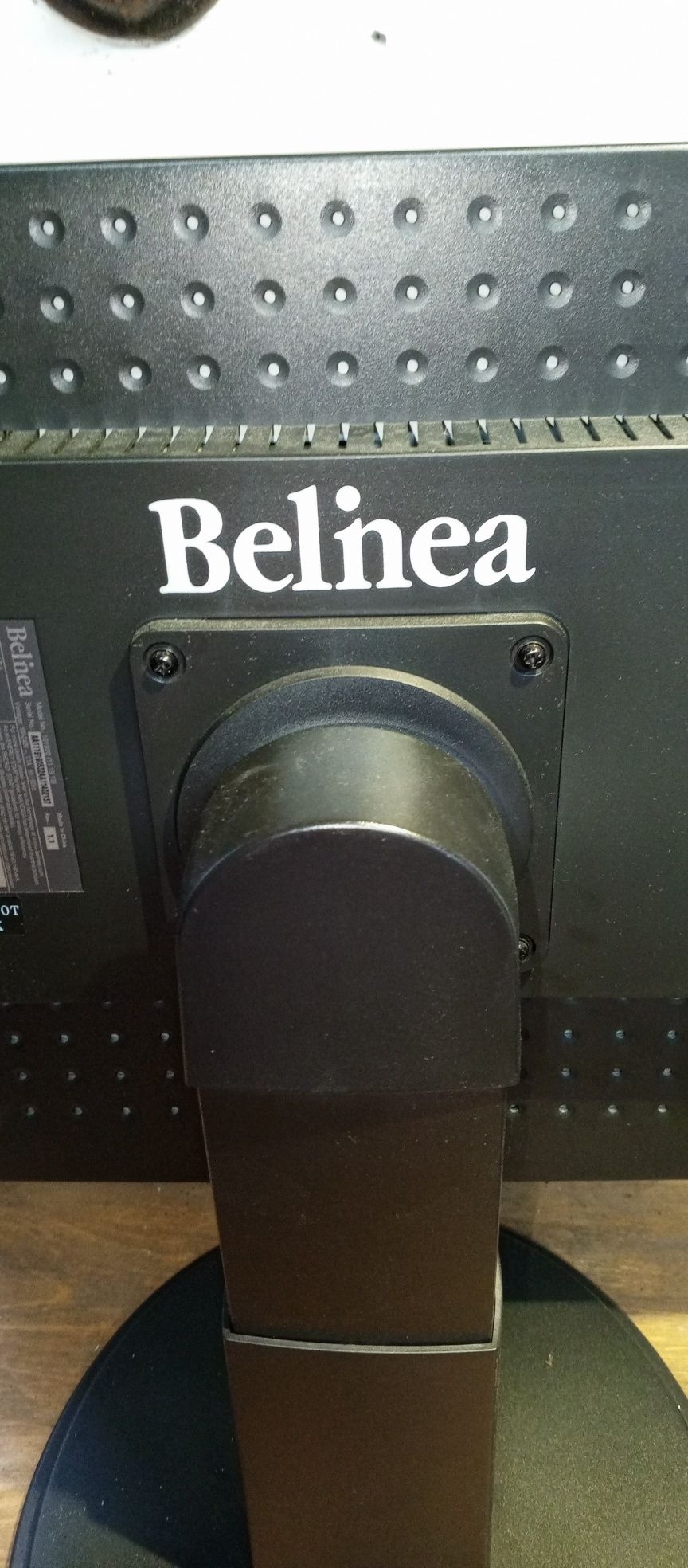Monitor LCD Belinea 101919