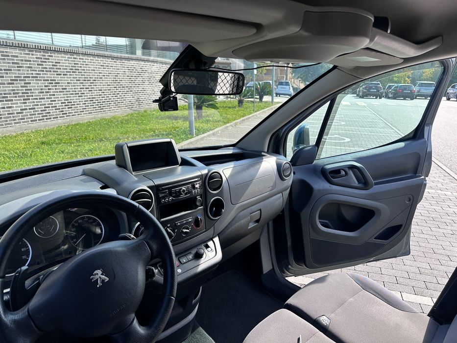 Pegeuot Partner 1.6hdi  AUTOMÁTICA