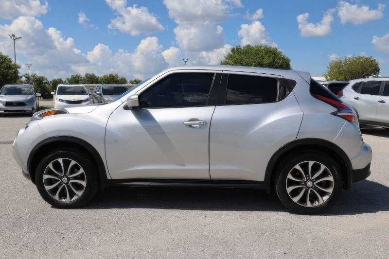 2017 Nissan JUKE SL