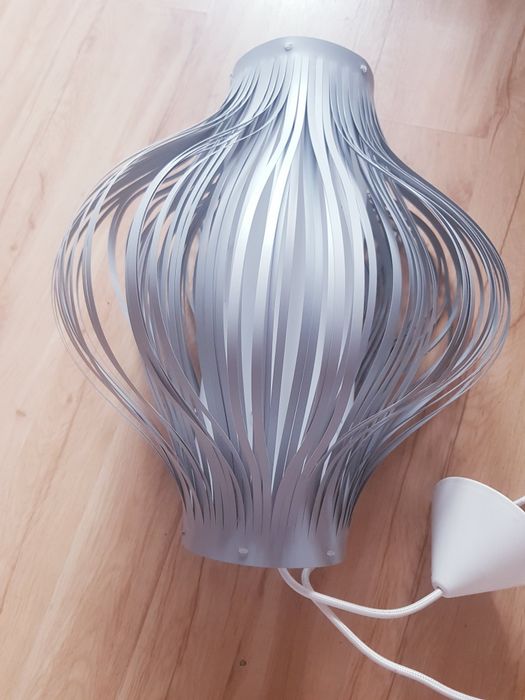 Duży plastikowy żyrandol lampa sufitowa marki Artllux
