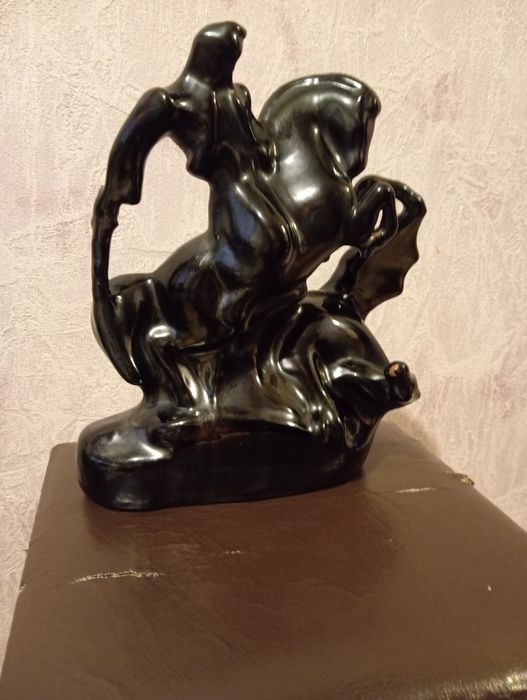 Продам козак на коні майолика