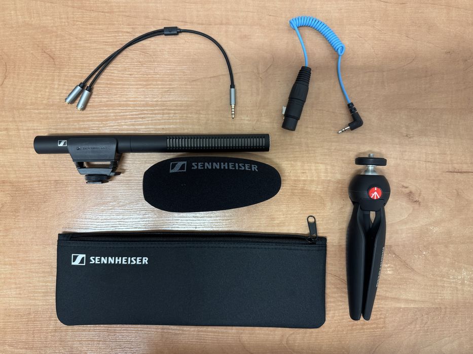 Sennheiser MKE600 mic + Manfrotto MTPIXI-B + UGREEN kabel audio TRRS