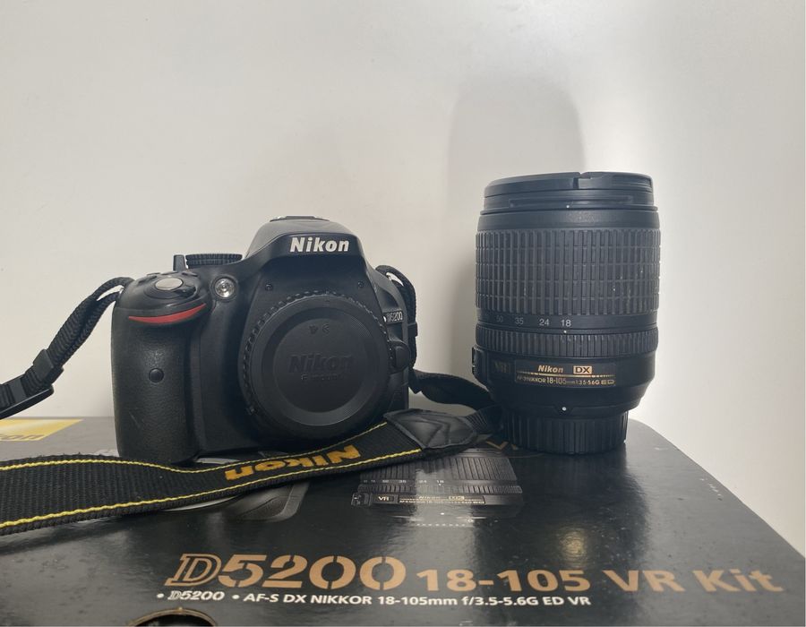 Nikon D5200 + 18-105 VR KIT