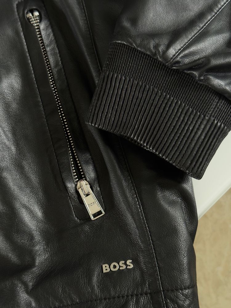 Кожаная куртка HUGO BOSS (оригинал)