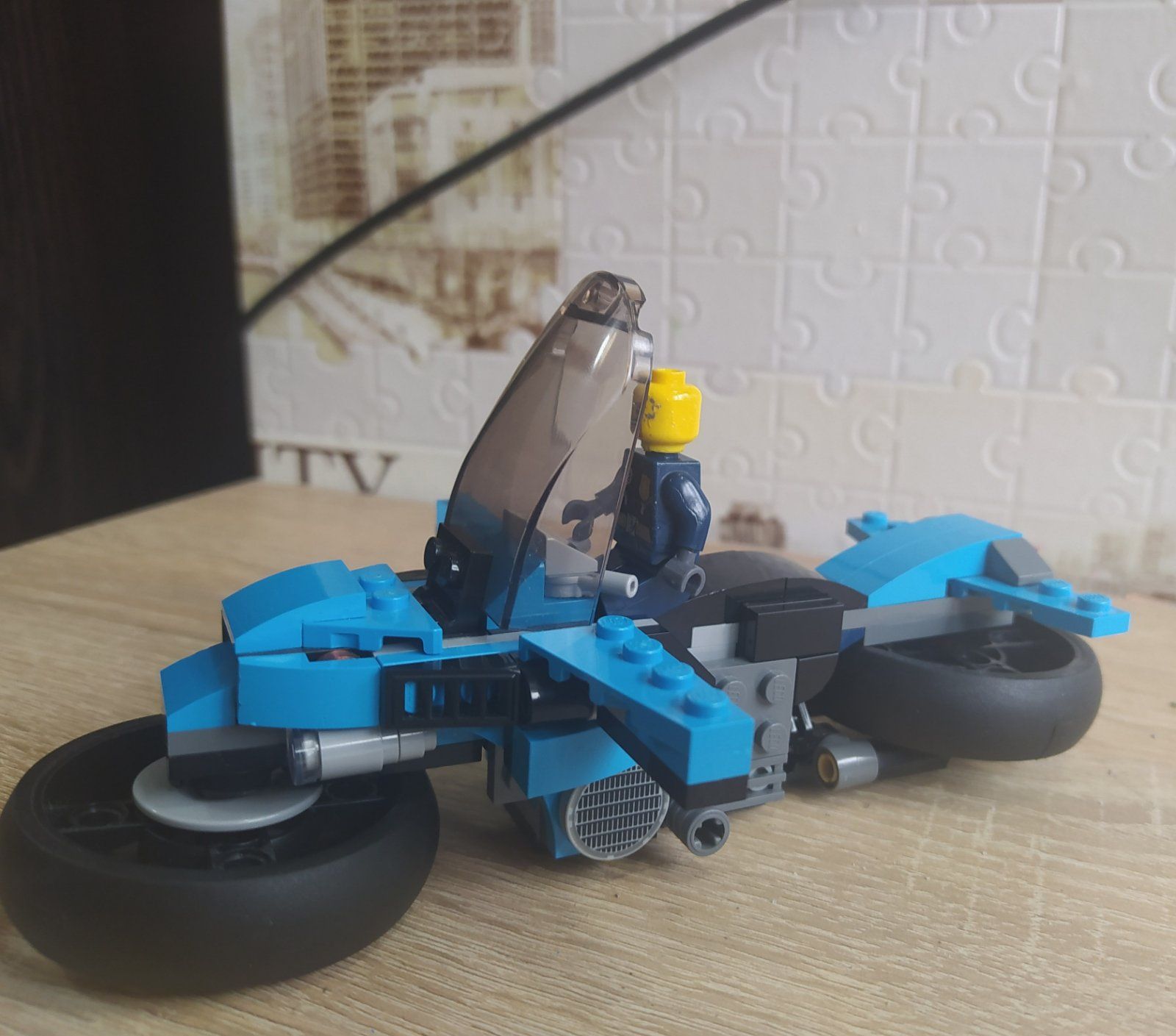 Продам конструктор LEGO Літаючий мотоцикл