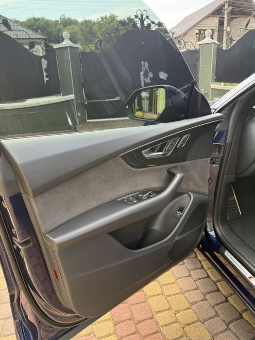 AUDI Q8 S-LINE 3.0 Дизель 2019 року