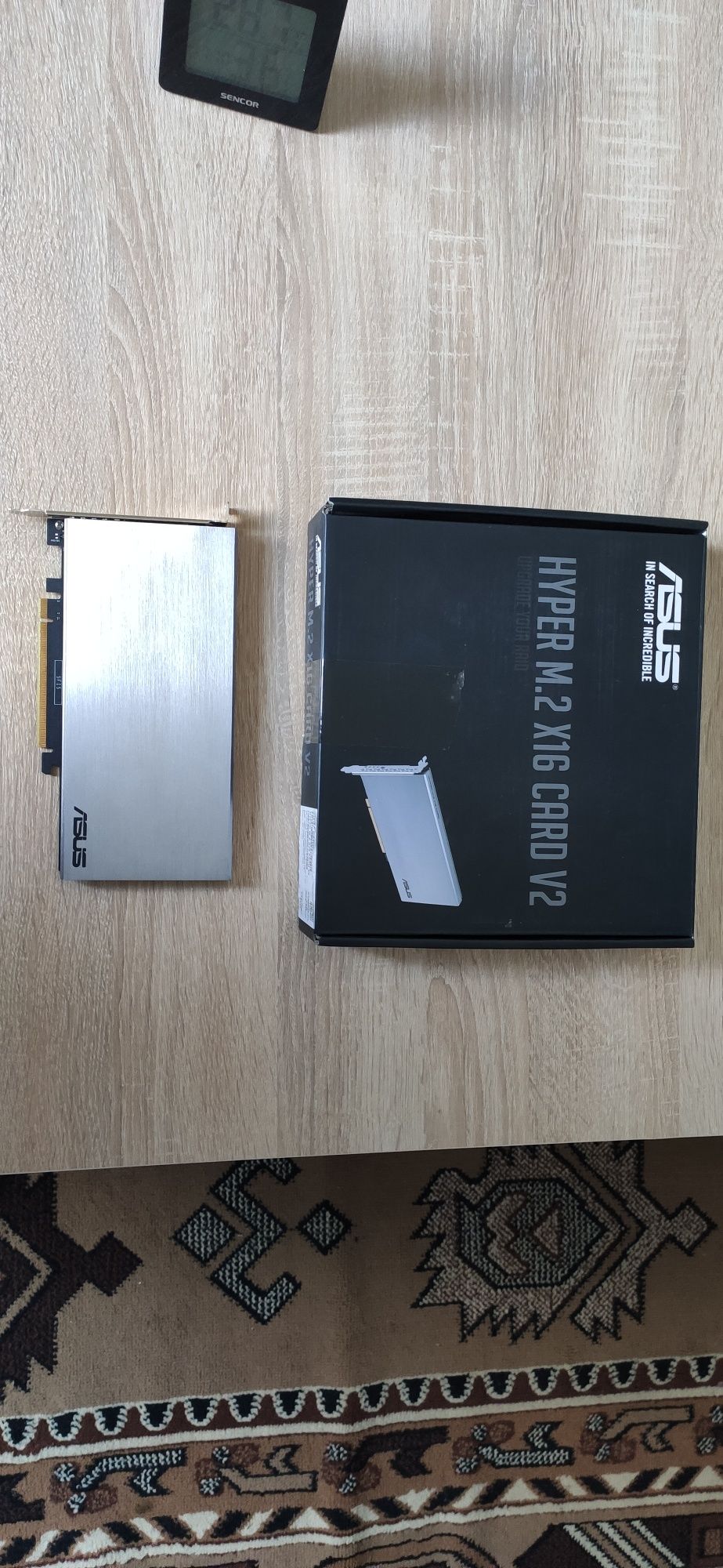 Adapter karta Asus 4x m2