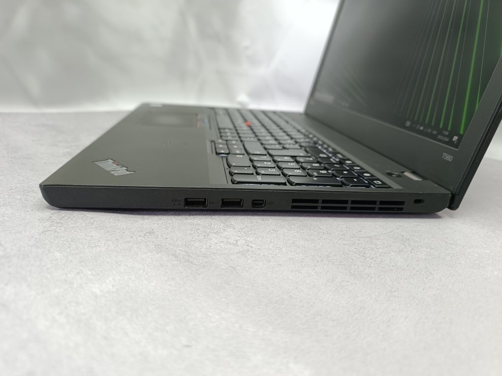 Ноутбук Lenovo ThinkPad T560/I5-6200U/8 ГБ/256/15.6 "Full HD/Гарантія