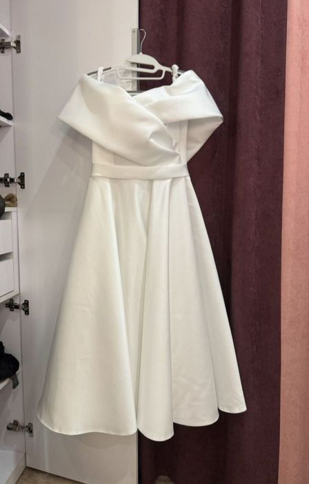 Сукня випускна/весільна