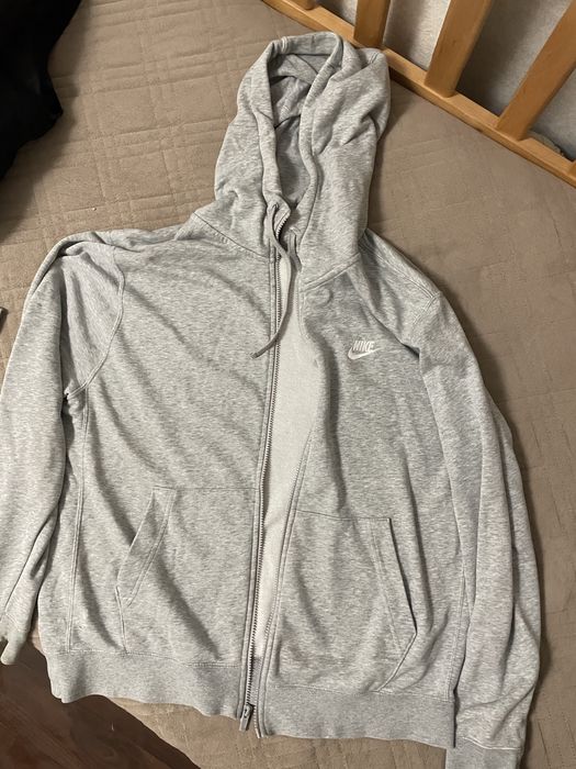 серая зипка nike nsw