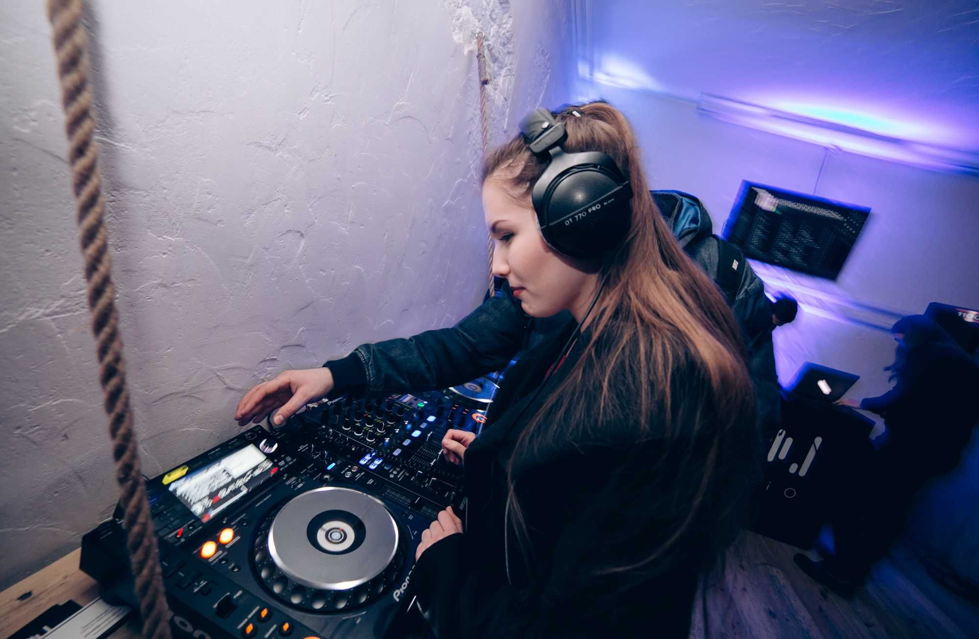KURS DJ, Warsztaty DJ, Szkoła dla DJów indywidualne zajęcia w centrum
