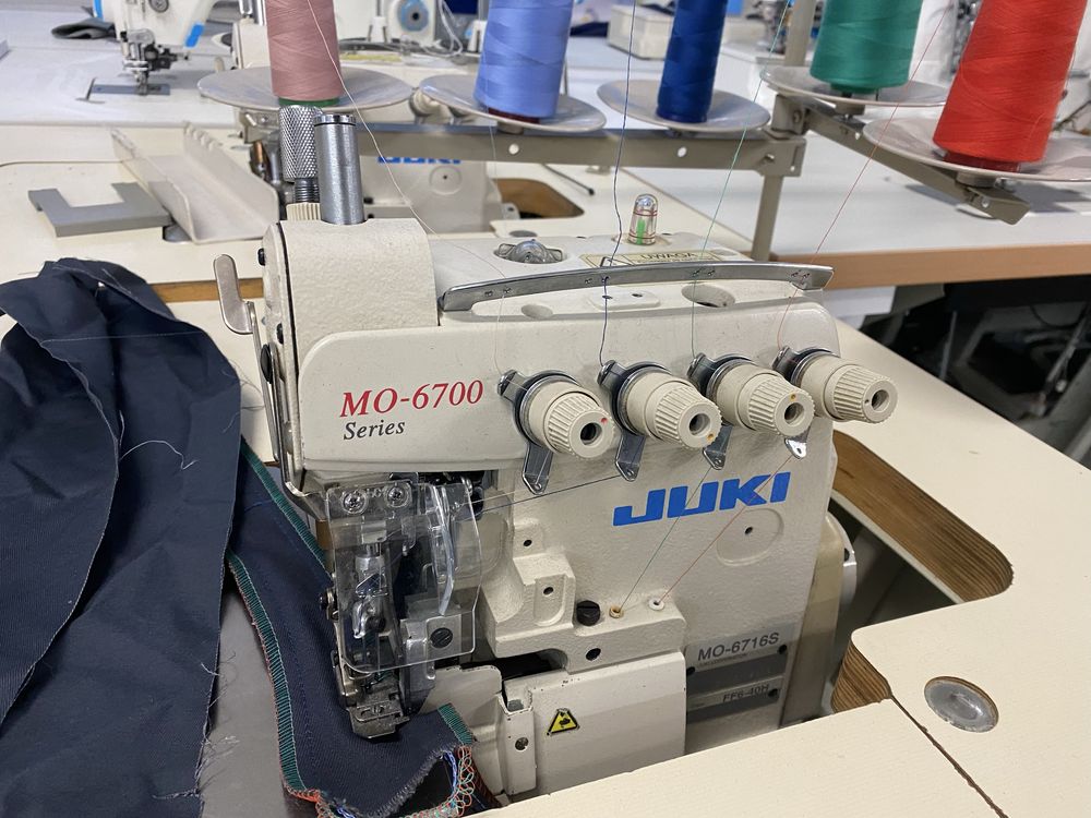 Overlock 5 nitkowy Juki MO-6716s