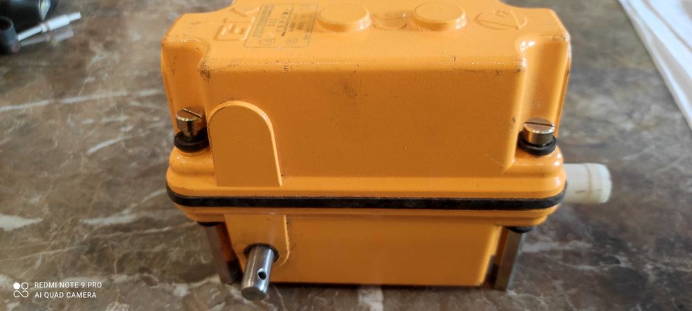 Концевой выключатель на краны Liebherr и другие.