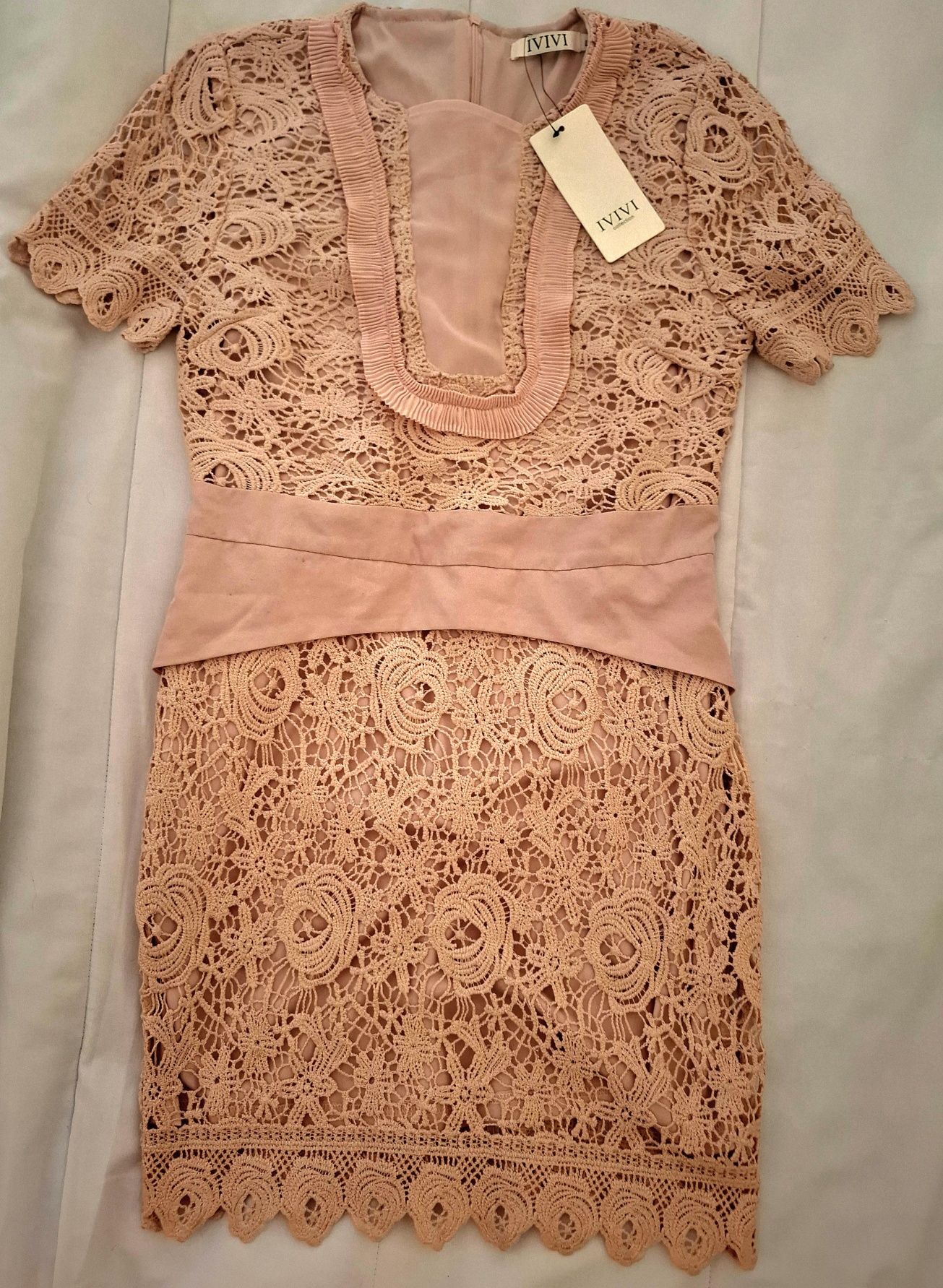 Vestido rosa velho M, novo com etiqueta