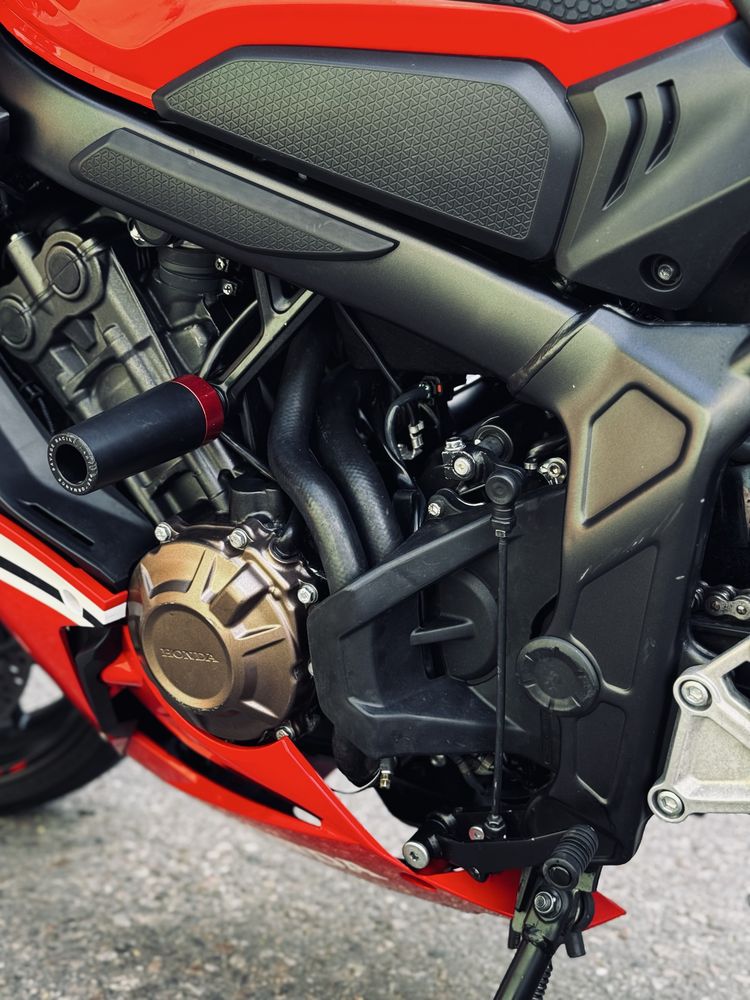 Honda cbr650ra 2022 abs tcs