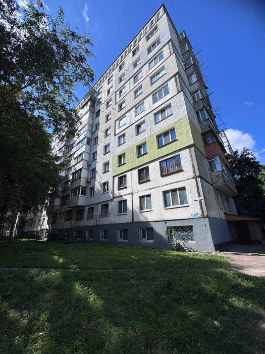 №:23342 - Приміщення в центрі, вул. Івана Мазепи, 347 м²