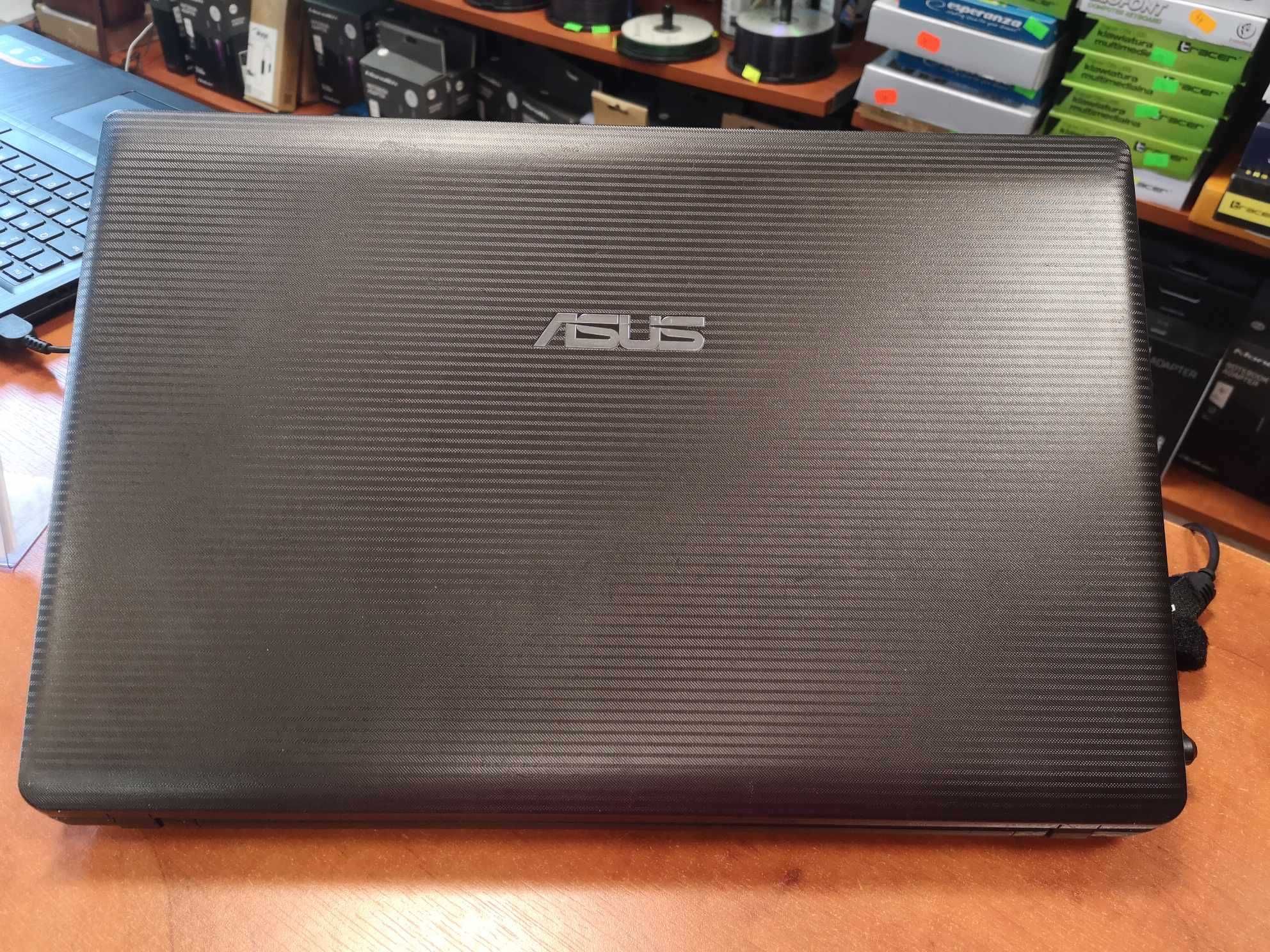 LAPTOP ASUS I3 3110M 6 GB 120ssd WIN 10