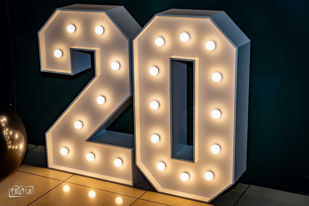 Cyfry LED urodzinowe podświetlane świecące 100 cm wynajem