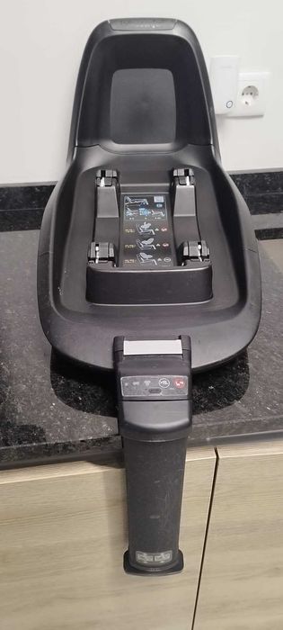 Cadeira Auto Bebé Confort Maxi-Cozi c/ base 3wayFix.