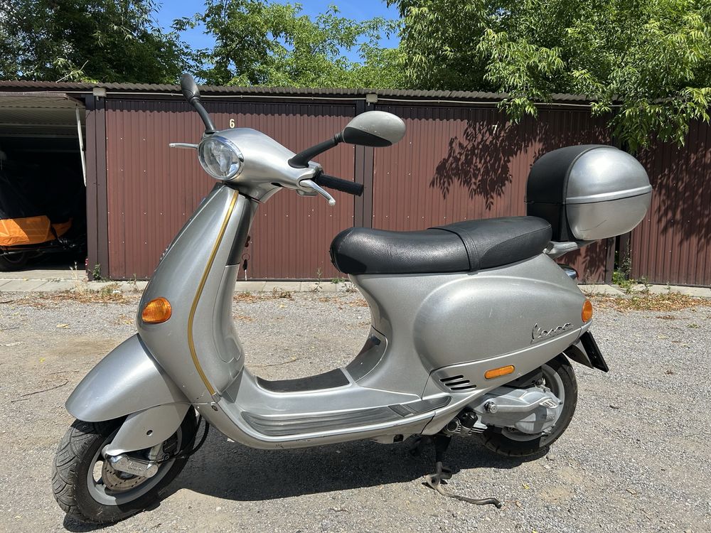 Skuter Piaggio Vespa 125