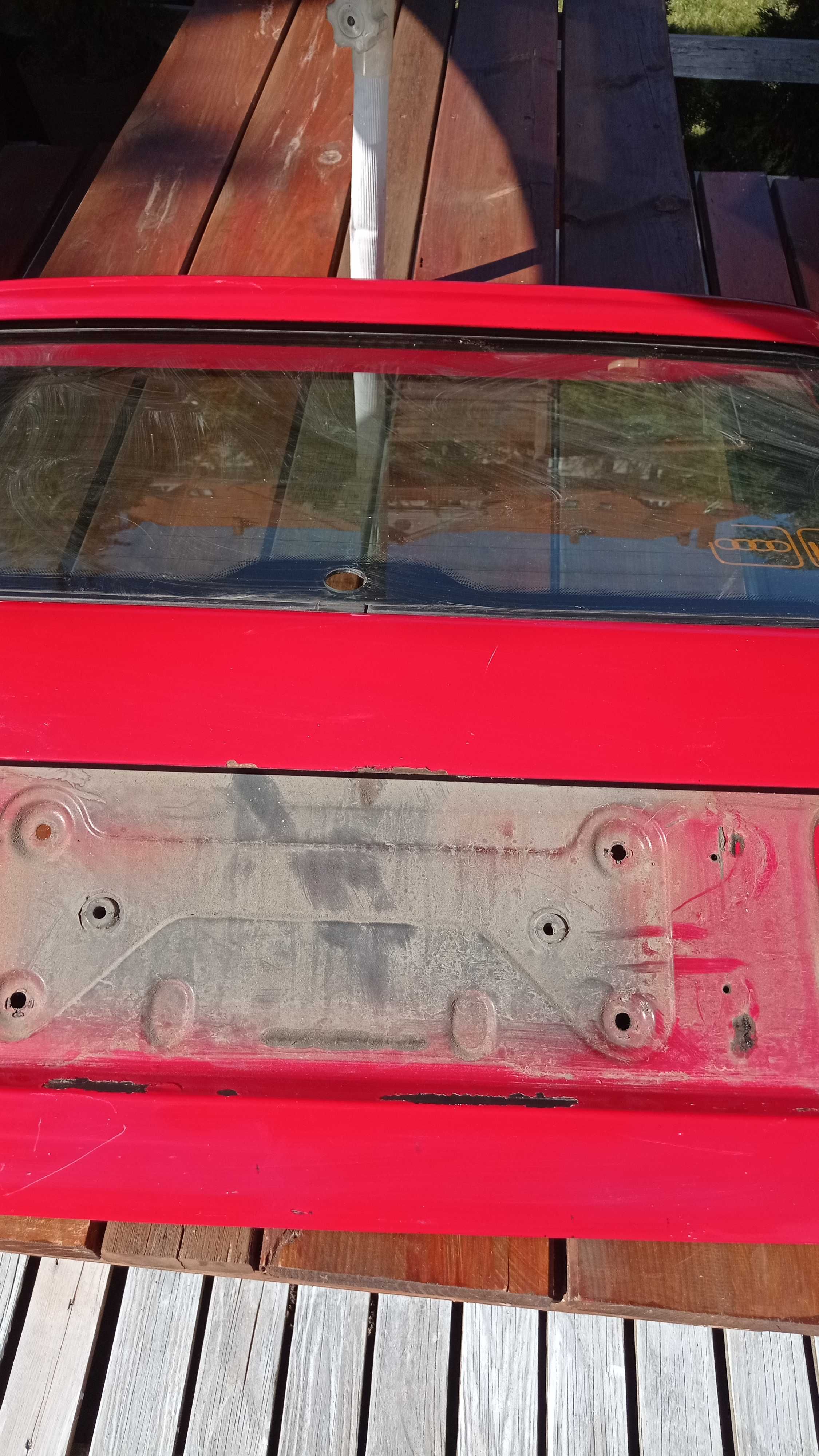klapa Audi 100 C4 A6 S6 kombi avant z lotką