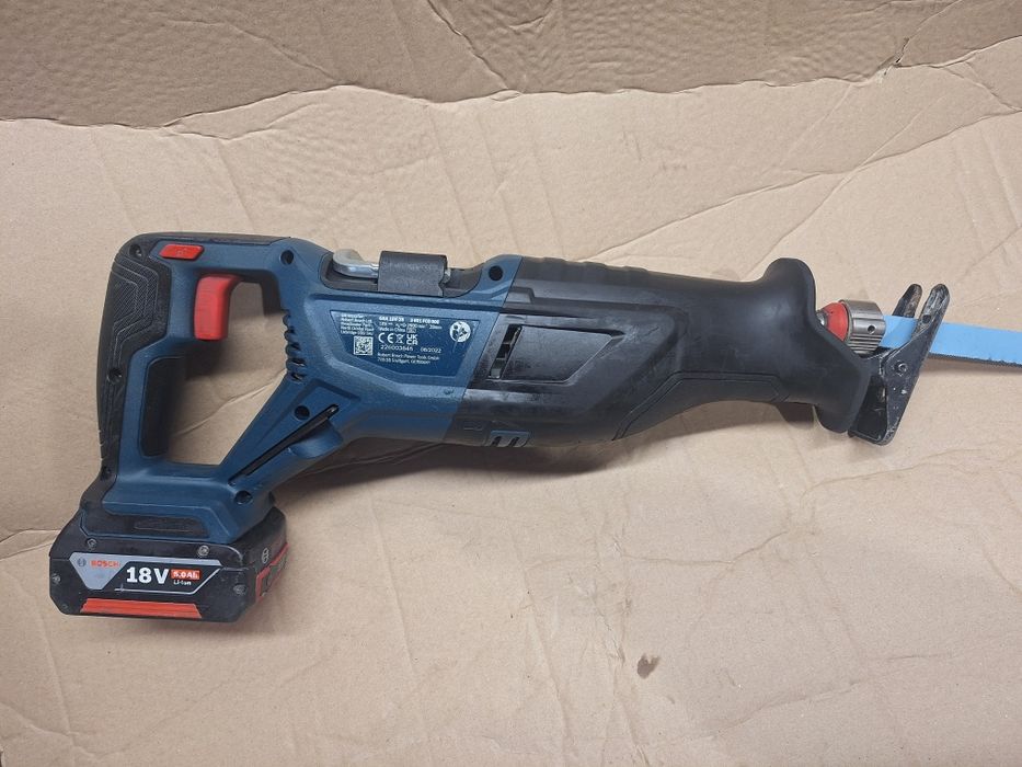 Piła szablasta Bosch GSA 18v-28 + bateria 5ah