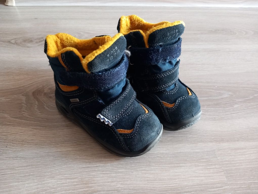 Buty zimowe ocieplane Primigi rozmiar 24