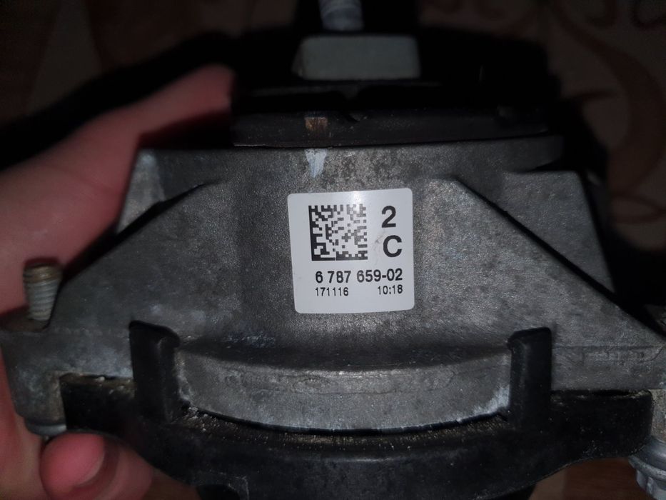 подушка двигателя bmw f30 340і 3.0 6787659, 6855460