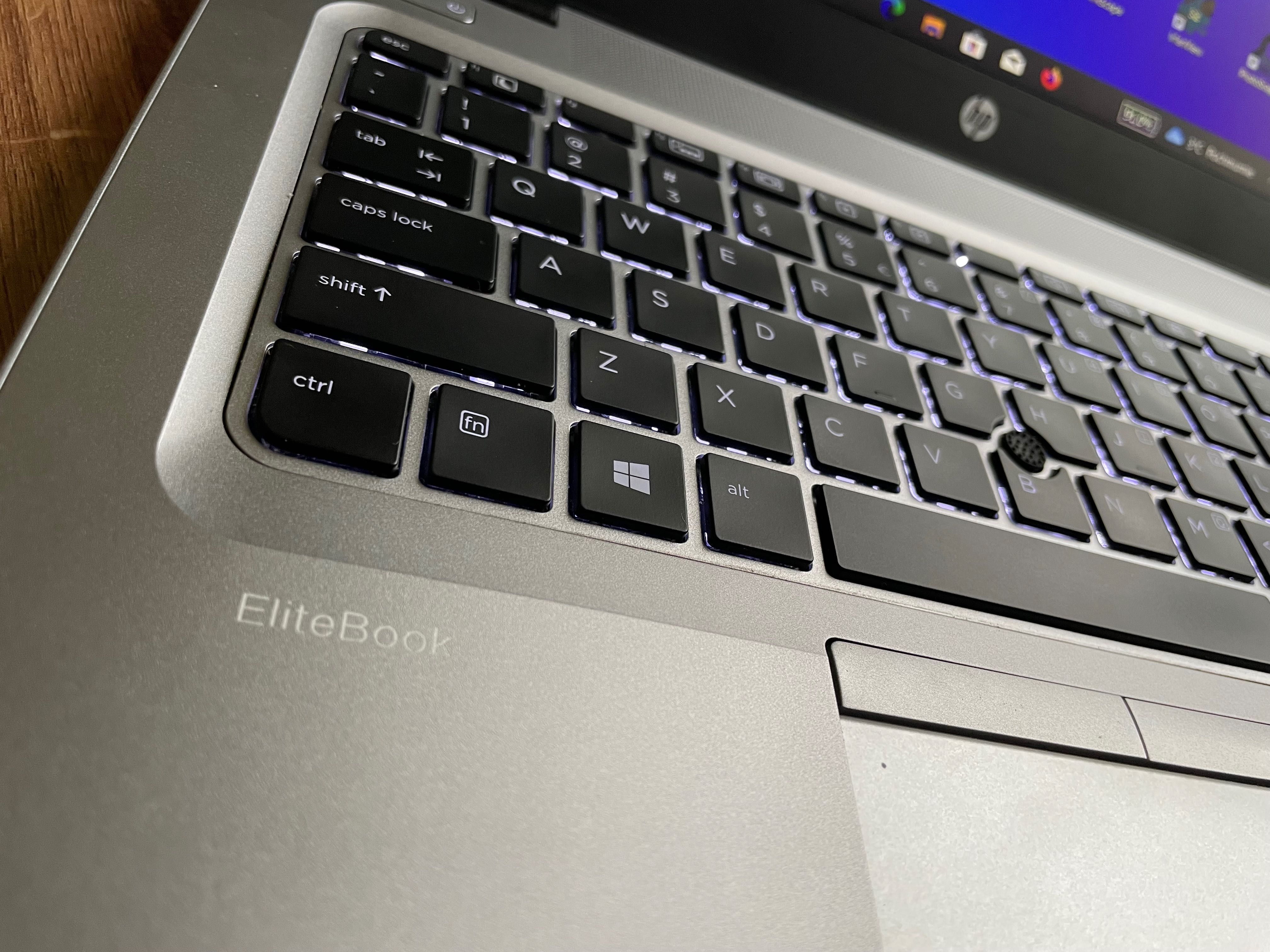 Laptop HP EliteBook 840 G4 i5-7300U/8GB/256SSD/14,1"FHD/FP/SC/Win10
