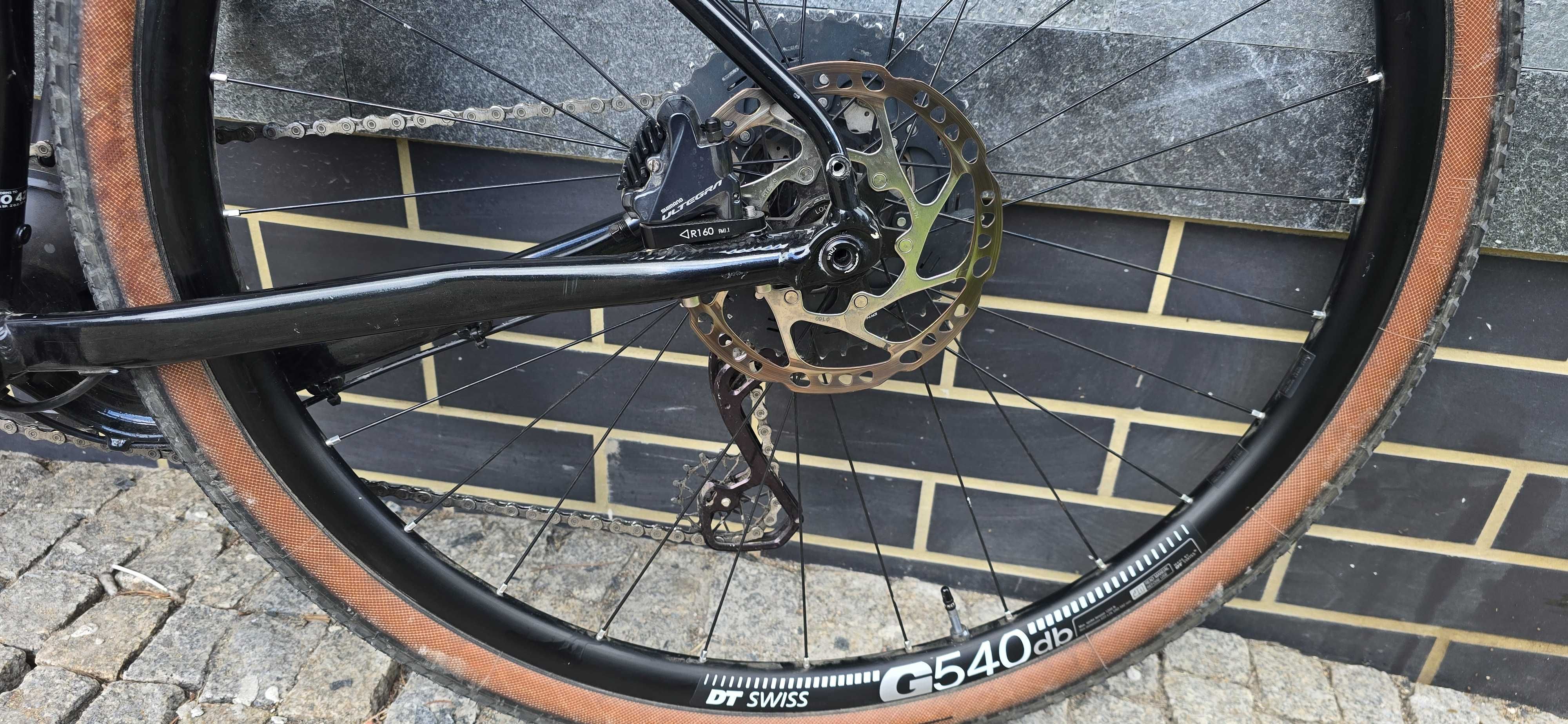 Rower gravel NS BIKES Rag+2 z widelcem RONDO i pełną grupą GRX800