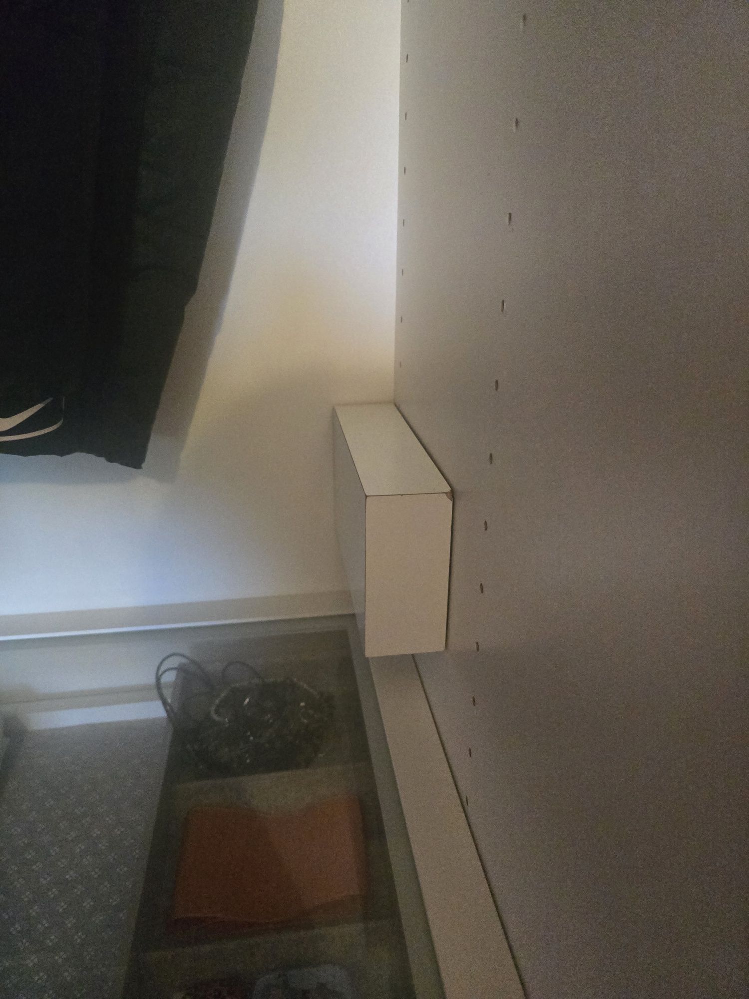 Roupeiro ikea espaçoso