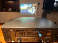 projektor EIKI LC-XL100 Jasność (ANSI)5000 ANSI lumenów