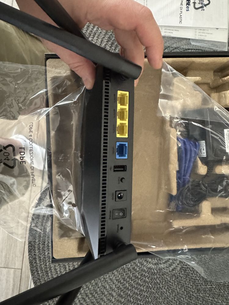 Wi-Fi роутер ASUS RT-AX53U AX1800
