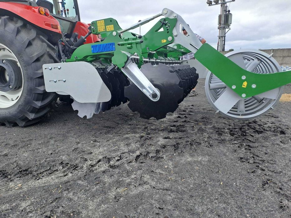 Brona talerzowa 3m ASTAT talerze 560 wał daszkowy 600 ekrany, TOLMET