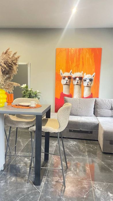 Двоповерхові апартаменти Чернівці світло і вода не вимикаються