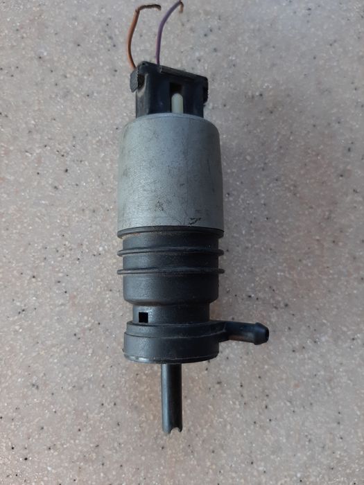 Моторчик омывателя бачка Mercedes