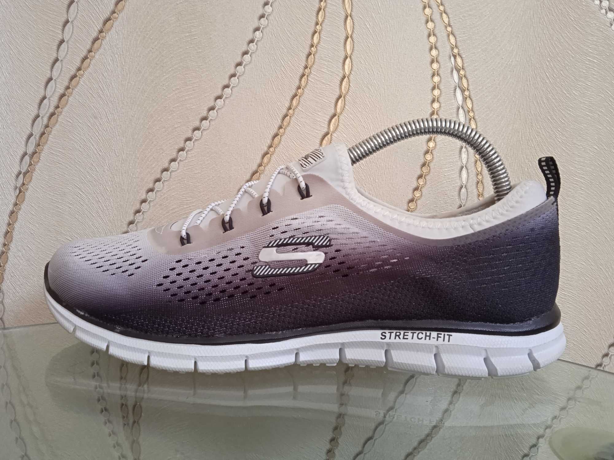 Беговые Кроссовки Skechers Air- Cooled  Оригинал стелька 26,5 см Новые