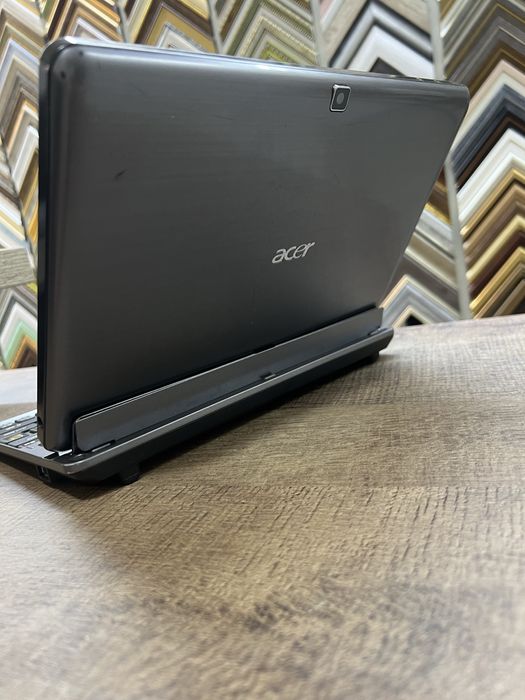 Acer Iconia Tab W500 + док-клавіатура, 2/32ГБ, 10.1”, Windows7-робочий
