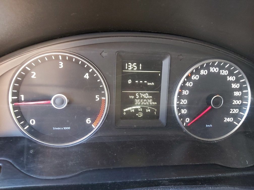Volkswagen Transporter T5 2.0 TDI