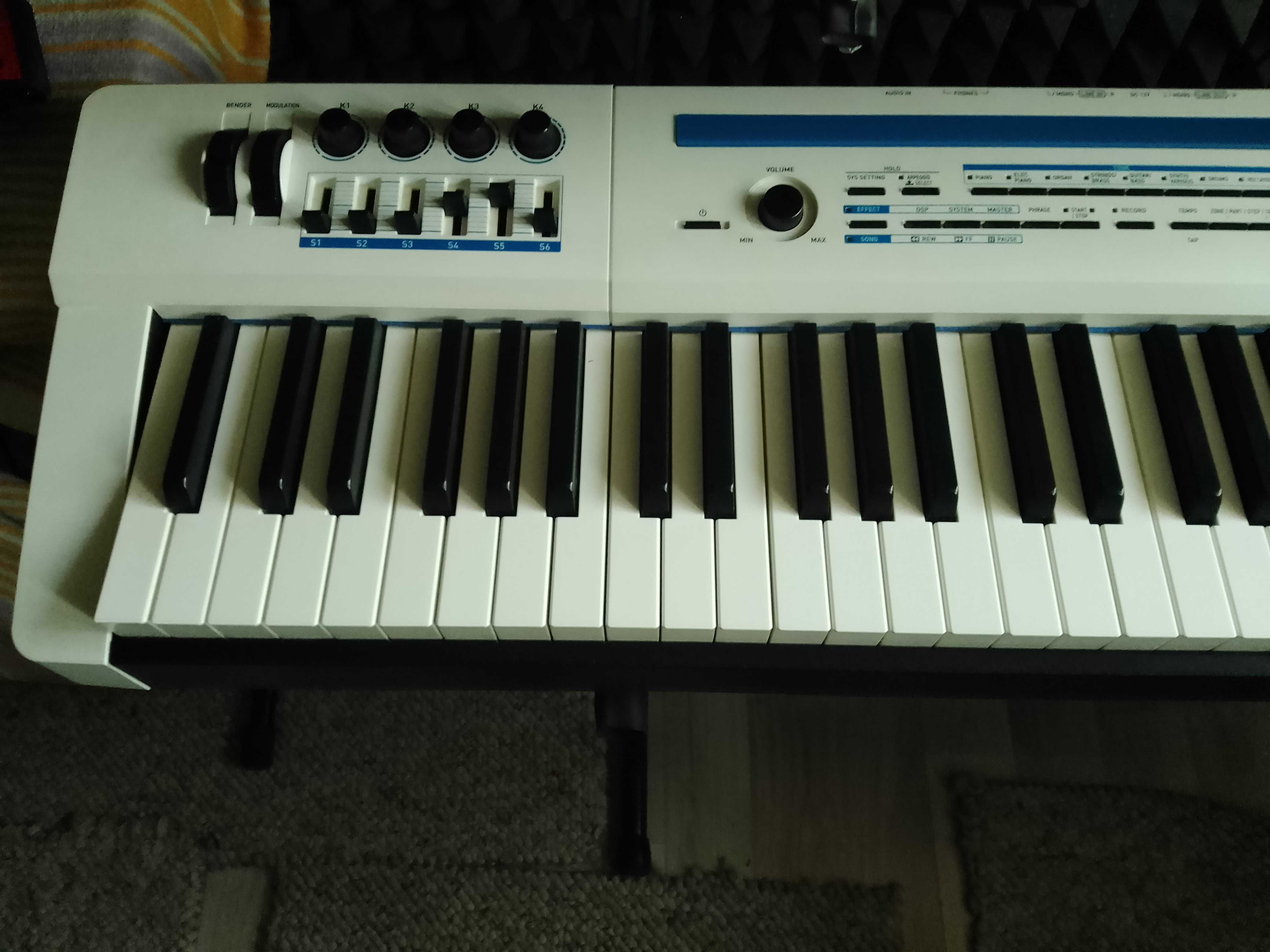 Casio PX5s Privia Stage Piano synth + soft case - używany w domu