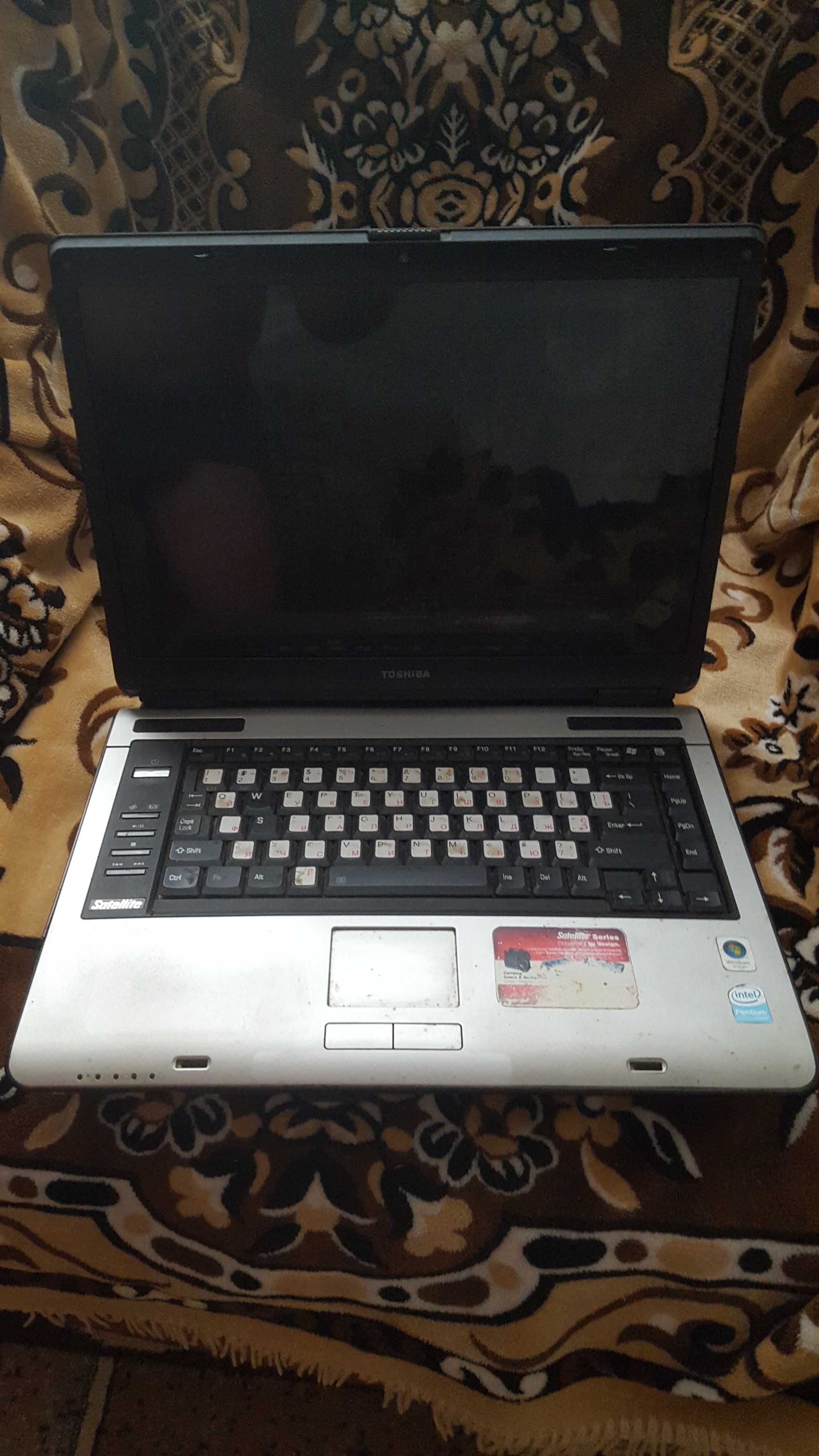 Toshiba Satellite A135 на запчастини