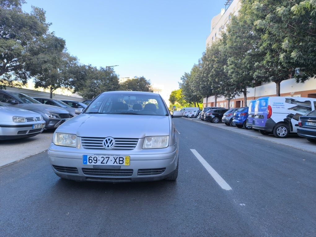 VW Jetta 1.9 TDI automático