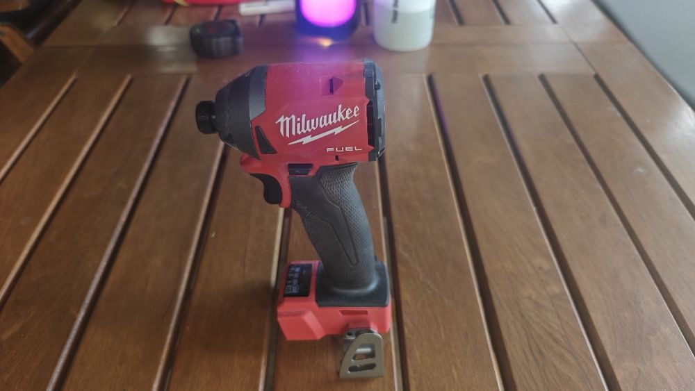 Milwaukee M18 FID 2 zakrętarka
