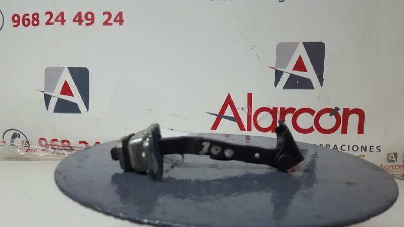 RETENTOR DA PORTA TRASEIRA ESQUERDA HYUNDAI I30 CLASSIC