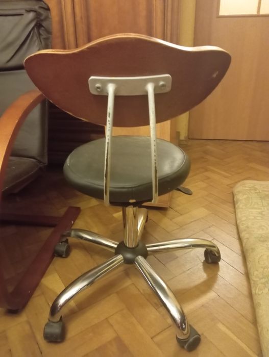 Taboret stołek fryzjerski