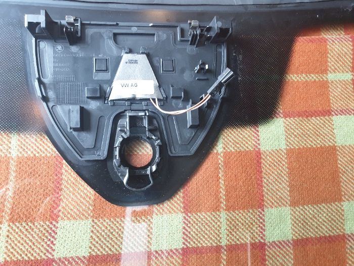 Skoda superb 3 III SZYBA PRZEDNIA 2015-