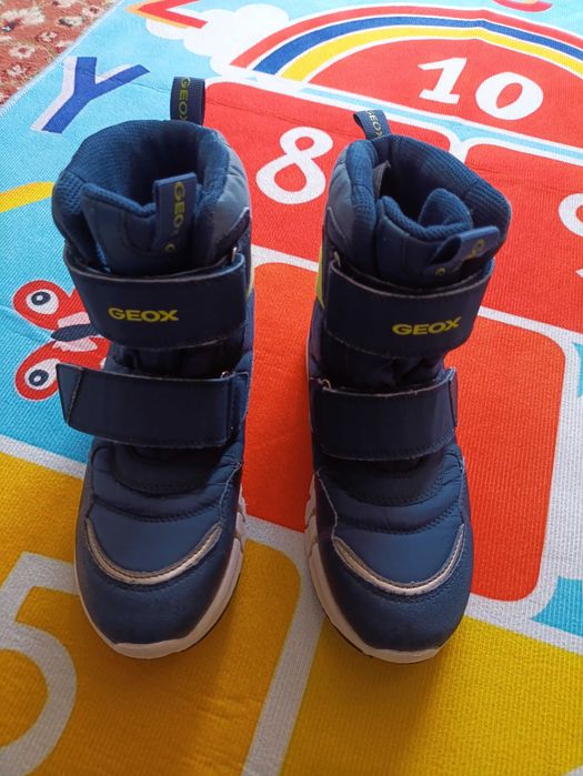 Сапоги зимние для мальчика 33 Geox