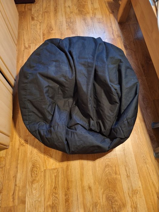 Duże pufy dwie sztuki